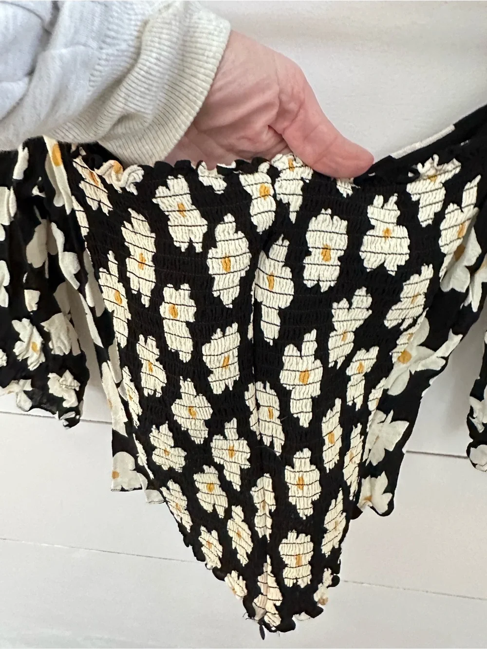 Reformation 2 Georgia daisy chain print square neck halter back crop top boho